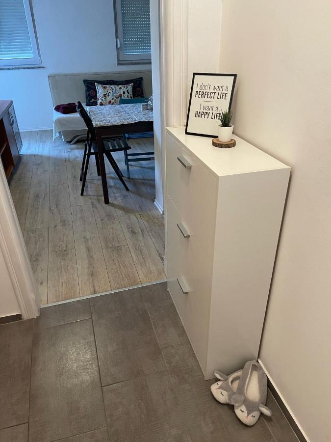 Apartman Zrinjski Lägenhet Mostar Exteriör bild